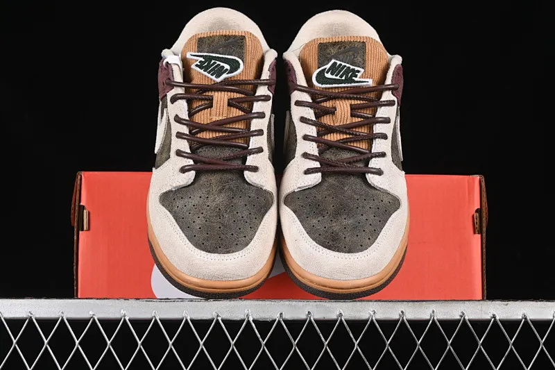 All categories Nk SB Dunk series Nk SB Dunk Low low-top sneakers Nk Dunk Low "Love & Peace" Autumn and winter retro brown low-top casual sneakers HQ3459-212